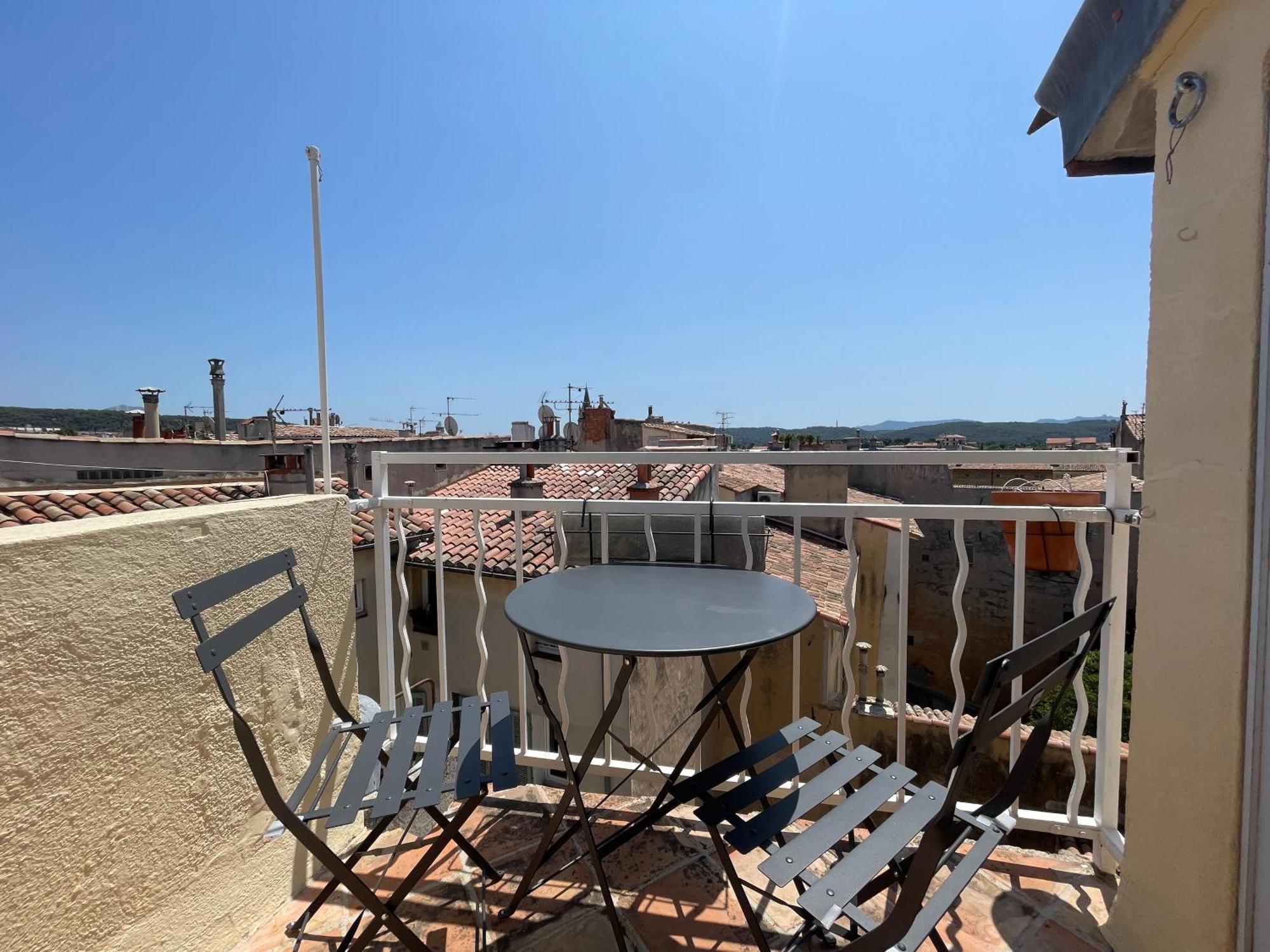 Ferienwohnung 2 Pieces Climatise En Duplex Avec Terrasse Aix-en-Provence Exterior foto